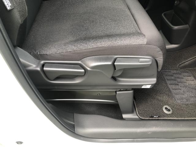 Ｎ－ＢＯＸカスタム ベースグレード　レンタカーアップ　純正ナビ　ＥＴＣ　ドラレコ　両側電動ドア　ＬＥＤ　Ｗ電動ドア　ＵＳＢ接続　ＣＭＢＳ　Ｄレコ　禁煙　ベンチシート　オートエアコン　スマートキ　盗難防止装置　クルコン　バックカメラ（62枚目）