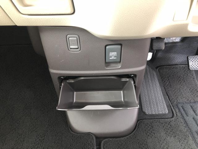 Ｎ－ＢＯＸ Ｇホンダセンシング　禁煙車　純正ナビ　ＥＴＣ　ＬＥＤ　ホンダセンシング　盗難防止システム　スマキー　横滑り防止　記録簿　ＵＳＢ　パワーウィンドウ　ＡＡＣ　ベンチシート　クルコン　オートライト　両スラ　両席エアバック　ＰＳ（13枚目）