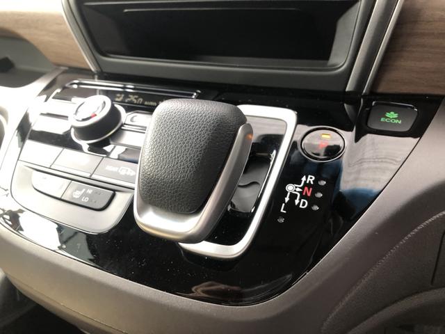 フリードハイブリッド ハイブリッド・Ｇ　試乗車アップ　純正ナビ　ＥＴＣ　ドラレコ　両側電動スライド　クルーズコントロール　シートヒーター　ワンオーナー　禁煙車　両電動ドア　クルコン　スマキー　パワーステアリング　ＬＥＤライト　フルセグＴＶ（11枚目）