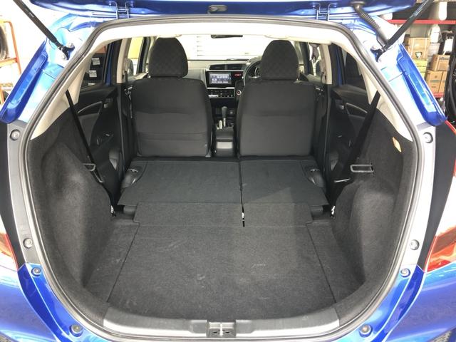 フィット １３Ｇ・Ｆパッケージ　純正ナビ　ＥＴＣ　前後ドラレコ　クルーズコントロール　ＬＥＤ　バックカメラ　禁煙車　ワンオーナー　イモビ　スマ－トキ－　サイドエアバッグ　記録簿有り　ＶＳＡ　助手席エアバッグ　Ｒカメラ　オートエアコン（23枚目）