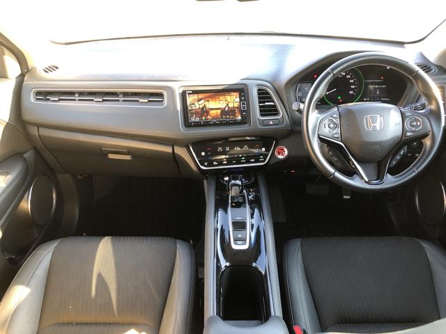 ヴェゼル ハイブリッドＺ・ホンダセンシング　純正ナビ　ＥＴＣ　前後ドラレコ　シートヒーター　クルーズコントロール　アルミホイール　ＬＥＤ　ワンオーナー　禁煙車　レーダーサポート　１オーナ－　ＤＶＤ再生機能　整備記録簿　横滑り防止システム　フルセ（2枚目）