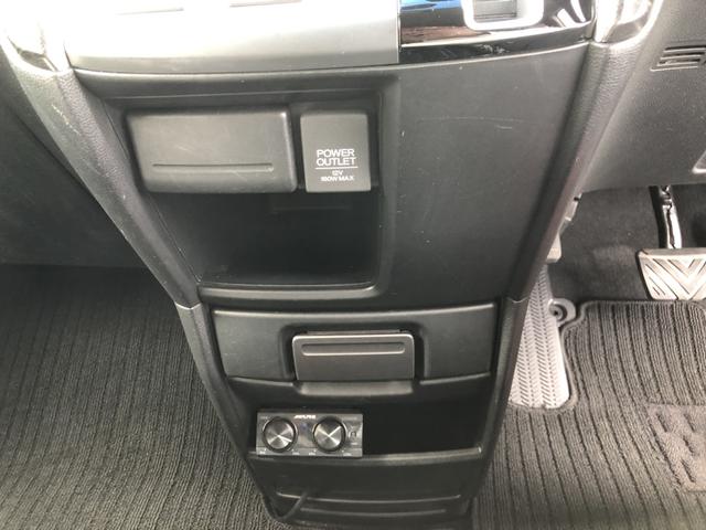 ステップワゴンスパーダ スパーダ・クールスピリットホンダセンシング　純正ナビ　リア席モニター　ＥＴＣ　両側電動ドア　ＬＥＤ　アルミホイール　サイドエアバック　スマートキ　左右電動スライドドア　バックモニタ　地ＴＶ　ナビ＆ＴＶ　三列シート　ＵＳＢ　助手席エアバッグ　禁煙（14枚目）