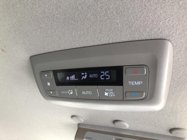 ステップワゴンスパーダ スパーダ・クールスピリットホンダセンシング　純正ナビ　リア席モニター　ＥＴＣ　両側電動ドア　ＬＥＤ　アルミホイール　サイドエアバック　スマートキ　左右電動スライドドア　バックモニタ　地ＴＶ　ナビ＆ＴＶ　三列シート　ＵＳＢ　助手席エアバッグ　禁煙（26枚目）