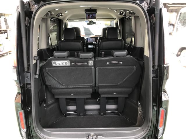 ステップワゴンスパーダ スパーダ・クールスピリットホンダセンシング　純正ナビ　リア席モニター　ＥＴＣ　両側電動ドア　ＬＥＤ　アルミホイール　サイドエアバック　スマートキ　左右電動スライドドア　バックモニタ　地ＴＶ　ナビ＆ＴＶ　三列シート　ＵＳＢ　助手席エアバッグ　禁煙（27枚目）