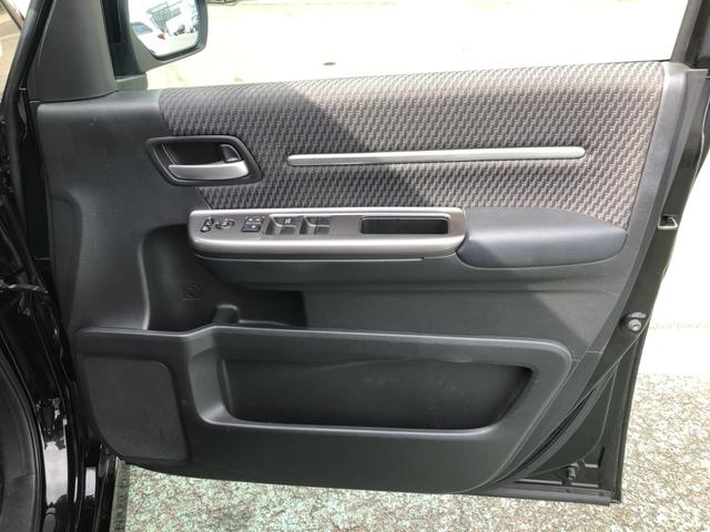 ステップワゴンスパーダ スパーダ・クールスピリットホンダセンシング　純正ナビ　リア席モニター　ＥＴＣ　両側電動ドア　ＬＥＤ　アルミホイール　サイドエアバック　スマートキ　左右電動スライドドア　バックモニタ　地ＴＶ　ナビ＆ＴＶ　三列シート　ＵＳＢ　助手席エアバッグ　禁煙（58枚目）