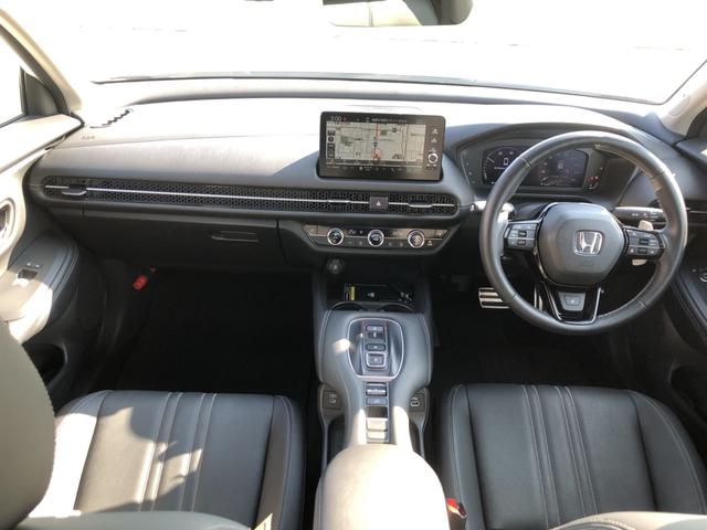 ZR-V e:HEVZ レンタカーアップ 純正ナビ ETC ドラレコ マルチビューカメラ LED アルミホイール Pセンサー レザー Bカメラ サイドエアバック パワ-シ-ト ナビTV USB接続 地デジ Sヒーター 禁煙(3枚目)