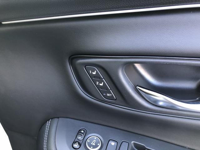 ZR-V e:HEVZ レンタカーアップ 純正ナビ ETC ドラレコ マルチビューカメラ LED アルミホイール Pセンサー レザー Bカメラ サイドエアバック パワ-シ-ト ナビTV USB接続 地デジ Sヒーター 禁煙(17枚目)