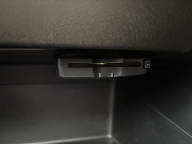 Ｎ－ＯＮＥ プレミアムツアラー・Ｌパッケージ　純正ディスプレイオーディオ　ＥＴＣ　ドラレコ　ディスチャージドランプ　アルミホイール　イモビライザー　ターボエンジン　オートクルーズ　ＶＳＡ　メンテナンスノート　キ－フリ－　ドライブレコーダー　ＡＢＳ（7枚目）