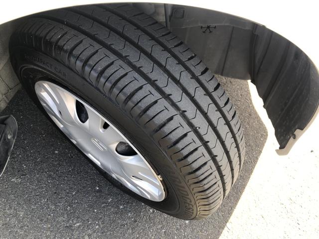 フィット Ｇ　純正ディスプレイオーディオ　バックカメラ　ワンオーナー　禁煙車　運転席助手席エアバッグ　Ｂモニター　キーレスリモコン　盗難防止システム　エアコン　ＡＢＳ　パワーウィンドウ　１オーナー　定期点検記録簿（25枚目）