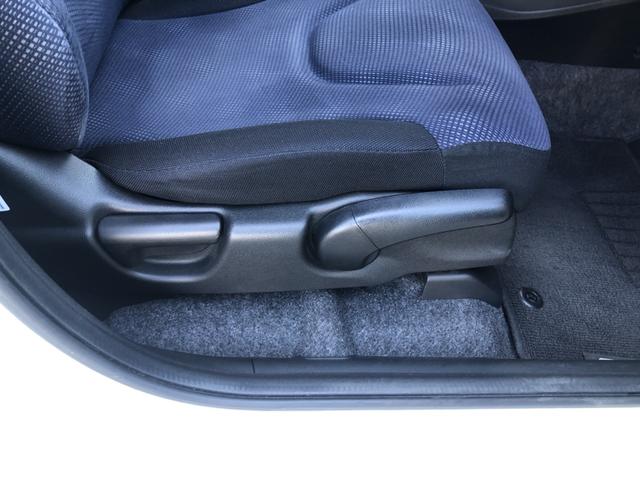 フィット Ｇ　純正ディスプレイオーディオ　バックカメラ　ワンオーナー　禁煙車　運転席助手席エアバッグ　Ｂモニター　キーレスリモコン　盗難防止システム　エアコン　ＡＢＳ　パワーウィンドウ　１オーナー　定期点検記録簿（51枚目）