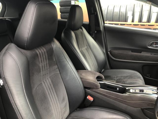 ヴェゼル ハイブリッドＲＳ・ホンダセンシング　純正ナビ　ＥＴＣ　ドラレコ　ＬＥＤ　アルミホイール　シートヒーター　ホンダセンシング　１オ－ナ－　定期点検記録簿　サイドＳＲＳ　Ｒカメ　フルオートエアコン　禁煙　ＵＳＢ接続　両席エアバック　スマキー（3枚目）