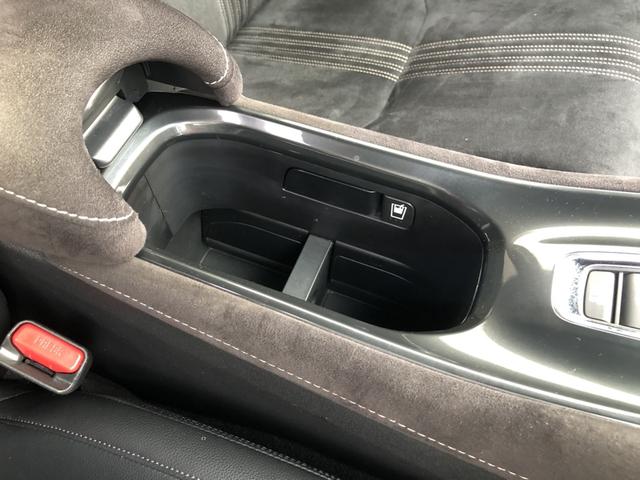 ヴェゼル ハイブリッドＲＳ・ホンダセンシング　純正ナビ　ＥＴＣ　ドラレコ　ＬＥＤ　アルミホイール　シートヒーター　ホンダセンシング　１オ－ナ－　定期点検記録簿　サイドＳＲＳ　Ｒカメ　フルオートエアコン　禁煙　ＵＳＢ接続　両席エアバック　スマキー（22枚目）