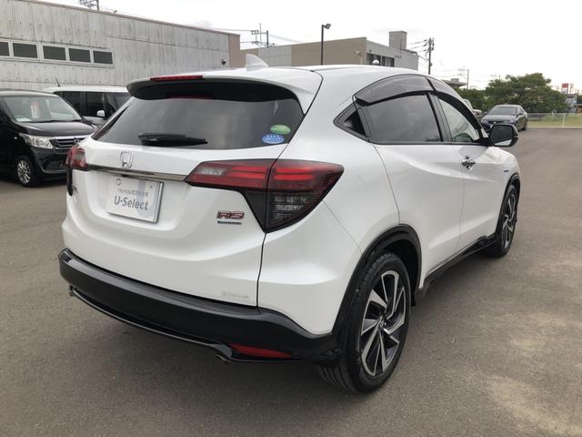 ヴェゼル ハイブリッドＲＳ・ホンダセンシング　純正ナビ　ＥＴＣ　ドラレコ　ＬＥＤ　アルミホイール　シートヒーター　ホンダセンシング　１オ－ナ－　定期点検記録簿　サイドＳＲＳ　Ｒカメ　フルオートエアコン　禁煙　ＵＳＢ接続　両席エアバック　スマキー（39枚目）