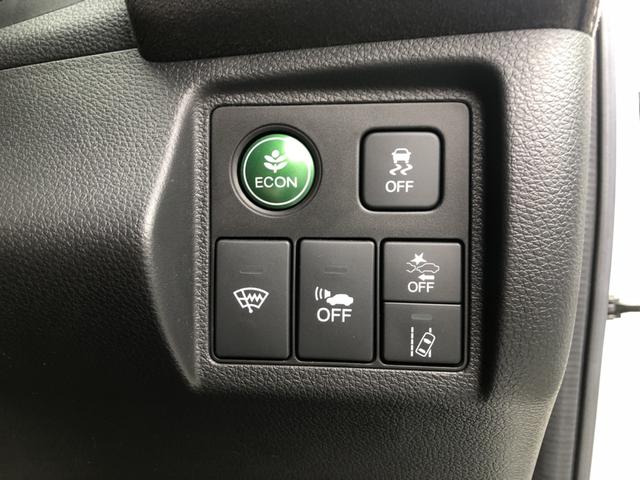 ヴェゼル ハイブリッドＲＳ・ホンダセンシング　純正ナビ　ＥＴＣ　ドラレコ　ＬＥＤ　アルミホイール　シートヒーター　ホンダセンシング　１オ－ナ－　定期点検記録簿　サイドＳＲＳ　Ｒカメ　フルオートエアコン　禁煙　ＵＳＢ接続　両席エアバック　スマキー（65枚目）