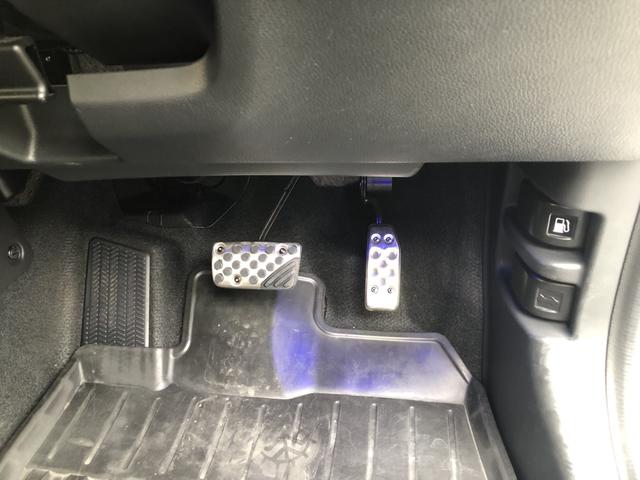 ヴェゼル ハイブリッドＲＳ・ホンダセンシング　純正ナビ　ＥＴＣ　ドラレコ　ＬＥＤ　アルミホイール　シートヒーター　ホンダセンシング　１オ－ナ－　定期点検記録簿　サイドＳＲＳ　Ｒカメ　フルオートエアコン　禁煙　ＵＳＢ接続　両席エアバック　スマキー（66枚目）