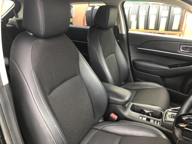 ヴェゼル ｅ：ＨＥＶＺ　純正ナビ　ＥＴＣ　ＬＥＤ　アルミホイール　電動リアゲート　シートヒーター　衝突回避支援ブレーキ機能　１オナ　スマキ　Ｐトランク　フルオートエアコン　エアバッグ　両席エアバック　Ｒカメ　記録簿付　ソナー（3枚目）