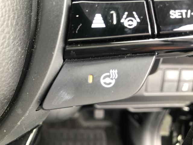 ヴェゼル ｅ：ＨＥＶＺ　純正ナビ　ＥＴＣ　ＬＥＤ　アルミホイール　電動リアゲート　シートヒーター　衝突回避支援ブレーキ機能　１オナ　スマキ　Ｐトランク　フルオートエアコン　エアバッグ　両席エアバック　Ｒカメ　記録簿付　ソナー（9枚目）