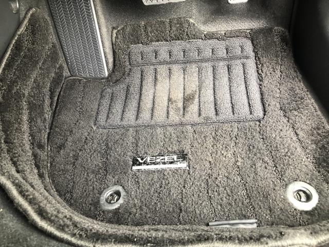 ヴェゼル ｅ：ＨＥＶＺ　純正ナビ　ＥＴＣ　ＬＥＤ　アルミホイール　電動リアゲート　シートヒーター　衝突回避支援ブレーキ機能　１オナ　スマキ　Ｐトランク　フルオートエアコン　エアバッグ　両席エアバック　Ｒカメ　記録簿付　ソナー（67枚目）