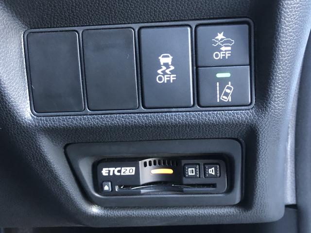 ステップワゴンスパーダ e:HEVスパーダG・EXホンダセンシング 純正ナビ リア席モニター ETC 前後ドラレコ 両側電動ドア LED アルミホイール エアバック Pアシスト 地デジ クルコン サイドエアバッグ シ-トヒ-タ- 衝突軽減システム 1オーナー スマキー(8枚目)