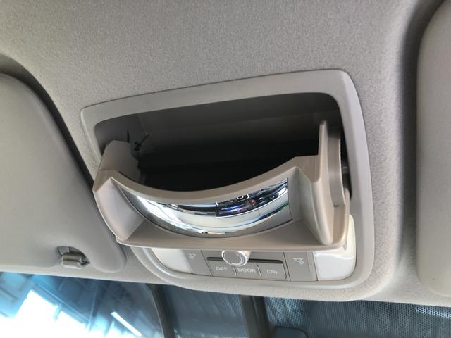 ステップワゴンスパーダ e:HEVスパーダG・EXホンダセンシング 純正ナビ リア席モニター ETC 前後ドラレコ 両側電動ドア LED アルミホイール エアバック Pアシスト 地デジ クルコン サイドエアバッグ シ-トヒ-タ- 衝突軽減システム 1オーナー スマキー(22枚目)