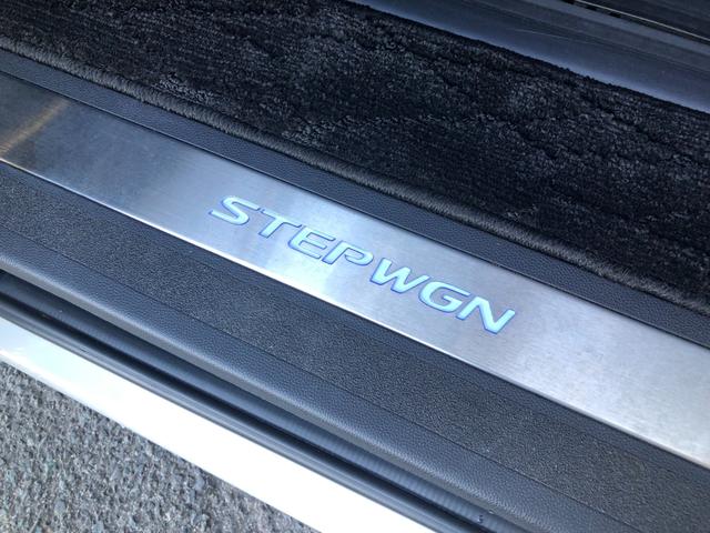 ステップワゴンスパーダ e:HEVスパーダG・EXホンダセンシング 純正ナビ リア席モニター ETC 前後ドラレコ 両側電動ドア LED アルミホイール エアバック Pアシスト 地デジ クルコン サイドエアバッグ シ-トヒ-タ- 衝突軽減システム 1オーナー スマキー(33枚目)