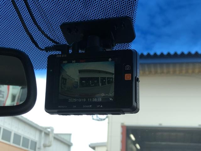 インサイト EX 純正ナビ 前後ドラレコ ETC アルミホイール シートヒーター クルーズコントロール ワンオーナー 禁煙車 1オーナー ソナー 衝突軽減 Rカメラ LEDライト ABS オ-トエアコン ナビTV(6枚目)