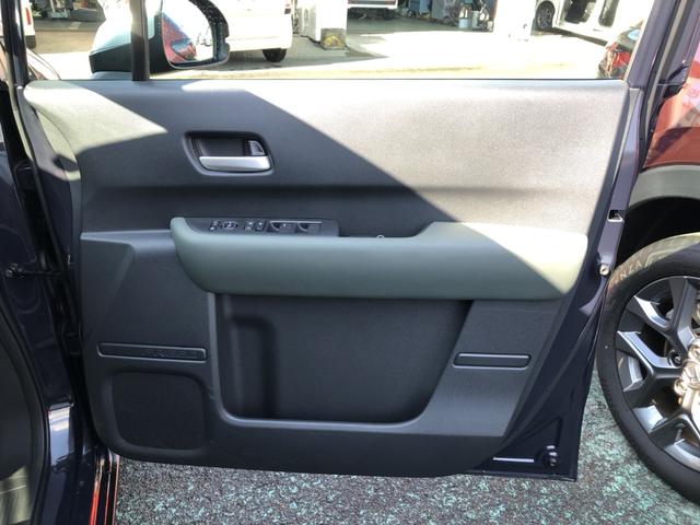 フリード e:HEVクロスター 試乗車アップ 純正ナビ ETC 前後ドラレコ 両側電動ドア LED アルミホイール Sヒーター 衝突軽減ブレーキシステム フルセグ 禁煙車 オートエアコン バックモニター パーキングセンサー キーレス(61枚目)