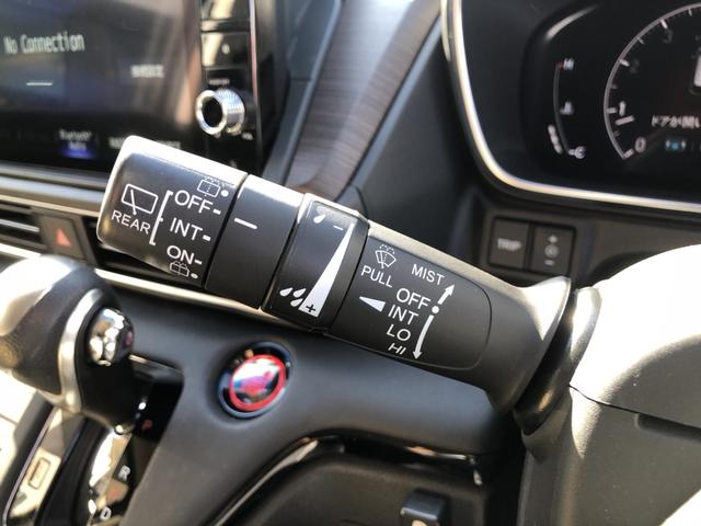 【運転席操作部】ライト、ウインカー、ワイパーなど、こちらも扱いやすいです！