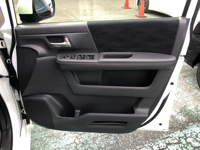 【フロントドア】フロントドアはこのようになっております。