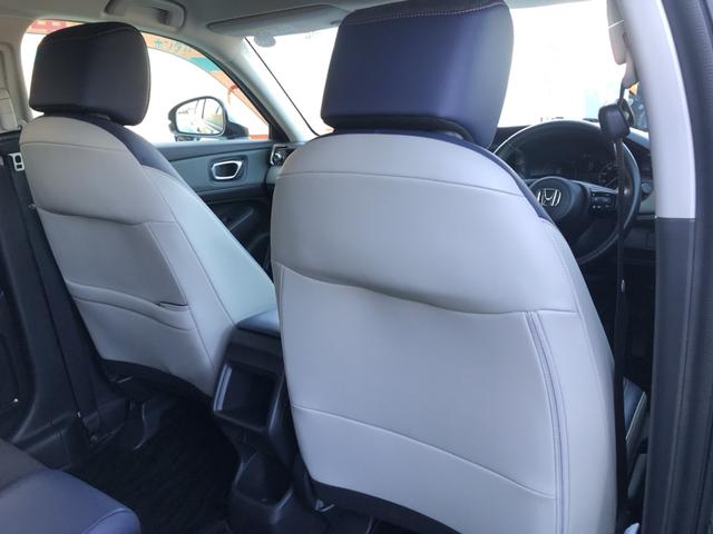 ヴェゼル ｅ：ＨＥＶＸ・ＨｕＮＴパッケージ　試乗車アップ　純正ナビ　ＥＴＣ　前後ドラレコ　ＬＥＤ　アルミホイール　盗難防止システム　地デジフルセグ　サイドエアバッグ　Ｂカメラ　クリアランスソナー　横滑り防止機能　スマートキー　禁煙　オートライト（22枚目）