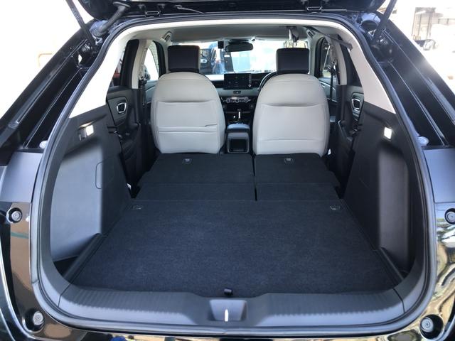 ヴェゼル ｅ：ＨＥＶＸ・ＨｕＮＴパッケージ　試乗車アップ　純正ナビ　ＥＴＣ　前後ドラレコ　ＬＥＤ　アルミホイール　盗難防止システム　地デジフルセグ　サイドエアバッグ　Ｂカメラ　クリアランスソナー　横滑り防止機能　スマートキー　禁煙　オートライト（29枚目）