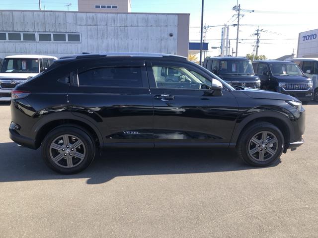 ヴェゼル ｅ：ＨＥＶＸ・ＨｕＮＴパッケージ　試乗車アップ　純正ナビ　ＥＴＣ　前後ドラレコ　ＬＥＤ　アルミホイール　盗難防止システム　地デジフルセグ　サイドエアバッグ　Ｂカメラ　クリアランスソナー　横滑り防止機能　スマートキー　禁煙　オートライト（36枚目）