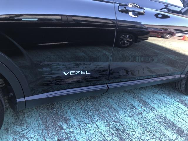 ヴェゼル ｅ：ＨＥＶＸ・ＨｕＮＴパッケージ　試乗車アップ　純正ナビ　ＥＴＣ　前後ドラレコ　ＬＥＤ　アルミホイール　盗難防止システム　地デジフルセグ　サイドエアバッグ　Ｂカメラ　クリアランスソナー　横滑り防止機能　スマートキー　禁煙　オートライト（42枚目）