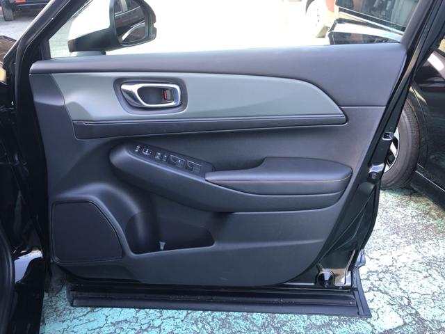 ヴェゼル ｅ：ＨＥＶＸ・ＨｕＮＴパッケージ　試乗車アップ　純正ナビ　ＥＴＣ　前後ドラレコ　ＬＥＤ　アルミホイール　盗難防止システム　地デジフルセグ　サイドエアバッグ　Ｂカメラ　クリアランスソナー　横滑り防止機能　スマートキー　禁煙　オートライト（63枚目）