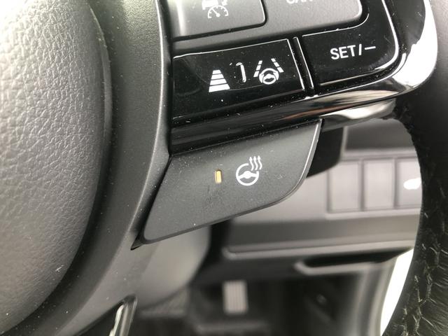 ヴェゼル ｅ：ＨＥＶＺ　試乗車アップ　純正ナビ　ＥＴＣ　ドラレコ　全周囲カメラ　クルーズコントロール　シートヒーター　禁煙車　衝突回避支援ブレーキ機能　パノラミックビューモニター　スマキ　Ｐトランク　フルオートエアコン（11枚目）