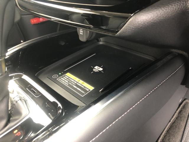 ヴェゼル ｅ：ＨＥＶＺ　試乗車アップ　純正ナビ　ＥＴＣ　ドラレコ　全周囲カメラ　クルーズコントロール　シートヒーター　禁煙車　衝突回避支援ブレーキ機能　パノラミックビューモニター　スマキ　Ｐトランク　フルオートエアコン（18枚目）