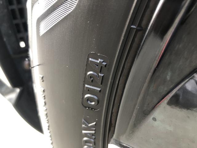 ヴェゼル ｅ：ＨＥＶＺ　試乗車アップ　純正ナビ　ＥＴＣ　ドラレコ　全周囲カメラ　クルーズコントロール　シートヒーター　禁煙車　衝突回避支援ブレーキ機能　パノラミックビューモニター　スマキ　Ｐトランク　フルオートエアコン（45枚目）