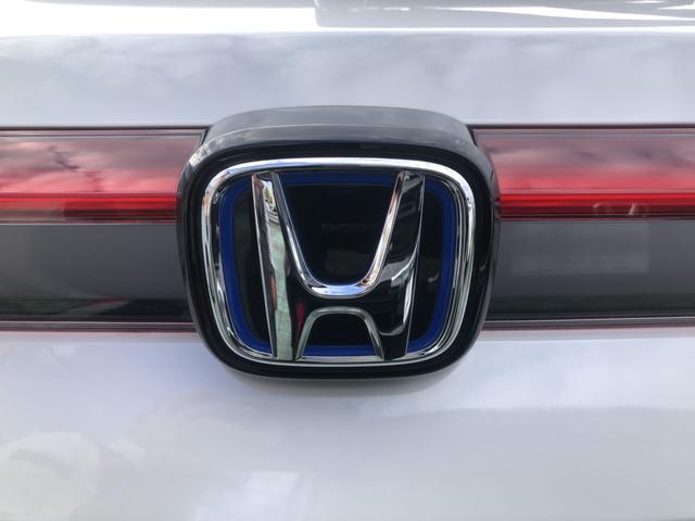 ヴェゼル ｅ：ＨＥＶＺ　試乗車アップ　純正ナビ　ＥＴＣ　ドラレコ　全周囲カメラ　クルーズコントロール　シートヒーター　禁煙車　衝突回避支援ブレーキ機能　パノラミックビューモニター　スマキ　Ｐトランク　フルオートエアコン（61枚目）