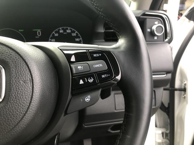 ヴェゼル ｅ：ＨＥＶＺ　試乗車アップ　純正ナビ　ＥＴＣ　ドラレコ　全周囲カメラ　クルーズコントロール　シートヒーター　禁煙車　衝突回避支援ブレーキ機能　パノラミックビューモニター　スマキ　Ｐトランク　フルオートエアコン（66枚目）