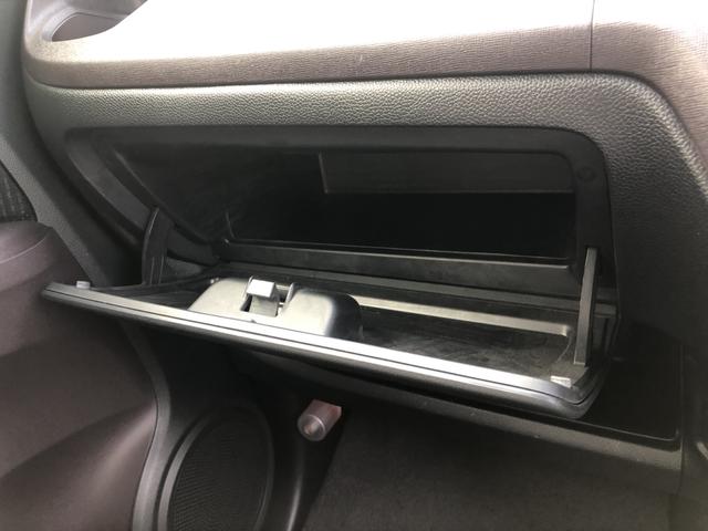 N-ONE プレミアム・Lパッケージ ナビ ディスチャージドランプ アルミホイール ワンオーナー 禁煙車 ECONモード 両席エアバック フルオートエアコン スマートキ- セキュリティー フルセグ DVD再生可 エアバック キーレス(13枚目)