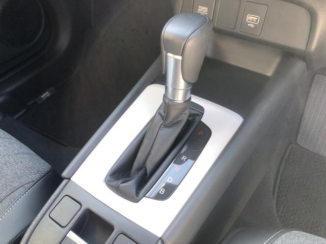 フィット ｅ：ＨＥＶホーム　試乗車アップ　純正ディスプレイオーディオ　ＬＥＤ　禁煙車　前後誤発進抑制機能　クリソナ　助手席エアバッグ　運転席エアバッグ　アイドリングストップ　ＵＳＢ接続　バックカメラ　ＡＢＳ　サイドエアバッグ（9枚目）