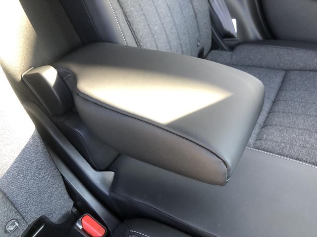 フィット ｅ：ＨＥＶホーム　試乗車アップ　純正ディスプレイオーディオ　ＬＥＤ　禁煙車　前後誤発進抑制機能　クリソナ　助手席エアバッグ　運転席エアバッグ　アイドリングストップ　ＵＳＢ接続　バックカメラ　ＡＢＳ　サイドエアバッグ（22枚目）