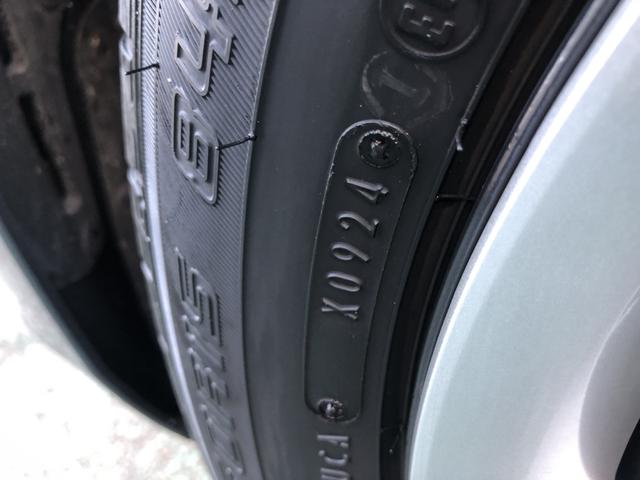 フィット ｅ：ＨＥＶホーム　試乗車アップ　純正ディスプレイオーディオ　ＬＥＤ　禁煙車　前後誤発進抑制機能　クリソナ　助手席エアバッグ　運転席エアバッグ　アイドリングストップ　ＵＳＢ接続　バックカメラ　ＡＢＳ　サイドエアバッグ（29枚目）