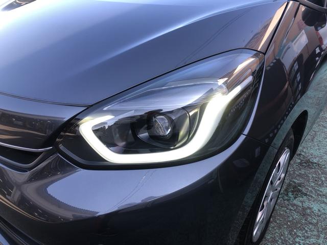 フィット ｅ：ＨＥＶホーム　試乗車アップ　純正ディスプレイオーディオ　ＬＥＤ　禁煙車　前後誤発進抑制機能　クリソナ　助手席エアバッグ　運転席エアバッグ　アイドリングストップ　ＵＳＢ接続　バックカメラ　ＡＢＳ　サイドエアバッグ（38枚目）