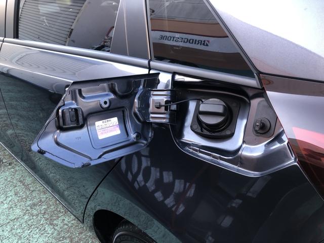 フィット ｅ：ＨＥＶホーム　試乗車アップ　純正ディスプレイオーディオ　ＬＥＤ　禁煙車　前後誤発進抑制機能　クリソナ　助手席エアバッグ　運転席エアバッグ　アイドリングストップ　ＵＳＢ接続　バックカメラ　ＡＢＳ　サイドエアバッグ（41枚目）
