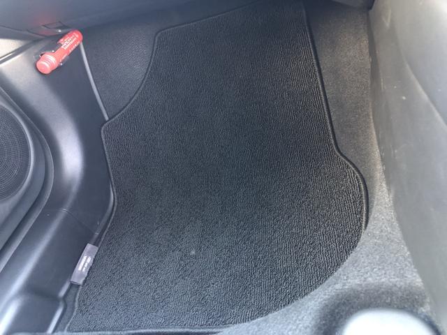 フィット ｅ：ＨＥＶホーム　試乗車アップ　純正ディスプレイオーディオ　ＬＥＤ　禁煙車　前後誤発進抑制機能　クリソナ　助手席エアバッグ　運転席エアバッグ　アイドリングストップ　ＵＳＢ接続　バックカメラ　ＡＢＳ　サイドエアバッグ（58枚目）