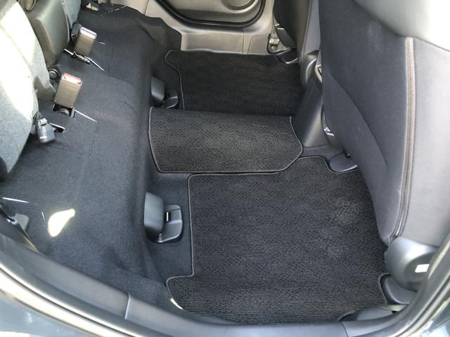 フィット ｅ：ＨＥＶホーム　試乗車アップ　純正ディスプレイオーディオ　ＬＥＤ　禁煙車　前後誤発進抑制機能　クリソナ　助手席エアバッグ　運転席エアバッグ　アイドリングストップ　ＵＳＢ接続　バックカメラ　ＡＢＳ　サイドエアバッグ（59枚目）