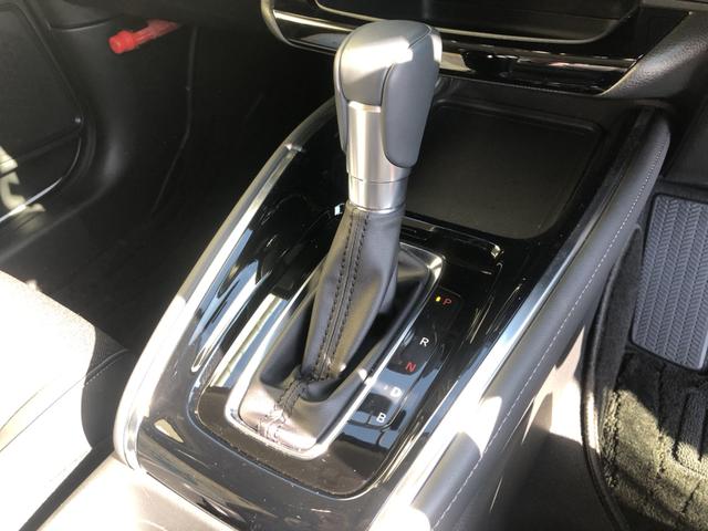 ヴェゼル ｅ：ＨＥＶＺ　試乗車アップ　純正ディスプレイオーディオ　ドラレコ　ＬＥＤ　アルミホイール　衝突回避支援ブレーキ機能　スマキ　Ｐトランク　フルオートエアコン　Ｄレコ　エアバッグ　両席エアバック　Ｒカメ　記録簿付　禁煙（11枚目）