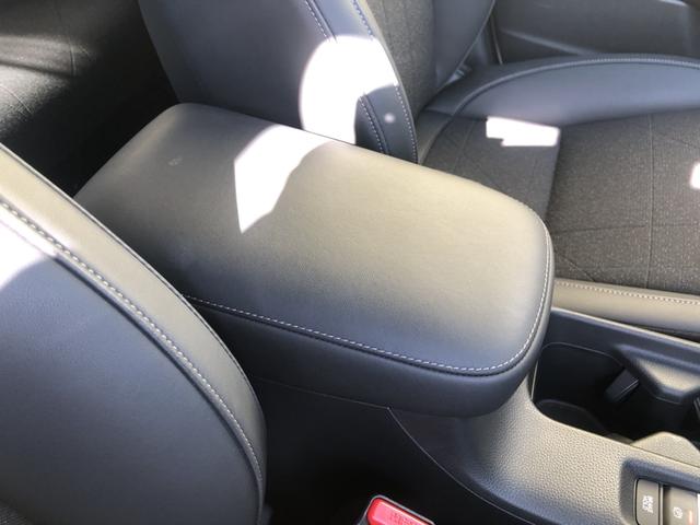 ヴェゼル ｅ：ＨＥＶＺ　試乗車アップ　純正ディスプレイオーディオ　ドラレコ　ＬＥＤ　アルミホイール　衝突回避支援ブレーキ機能　スマキ　Ｐトランク　フルオートエアコン　Ｄレコ　エアバッグ　両席エアバック　Ｒカメ　記録簿付　禁煙（12枚目）