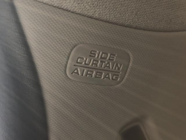 ヴェゼル ｅ：ＨＥＶＺ　試乗車アップ　純正ディスプレイオーディオ　ドラレコ　ＬＥＤ　アルミホイール　衝突回避支援ブレーキ機能　スマキ　Ｐトランク　フルオートエアコン　Ｄレコ　エアバッグ　両席エアバック　Ｒカメ　記録簿付　禁煙（57枚目）